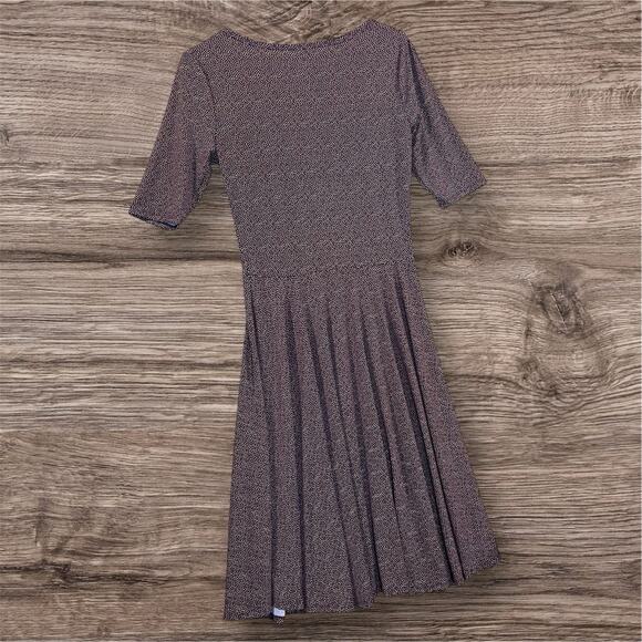 LuLaRoe Nicole Dress Size Médium. Fit &Flare - Picture 2 of 5